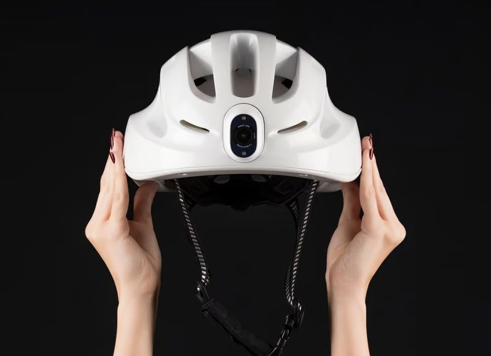 2K камера на лбу, освещение и защита по стандарту NTA